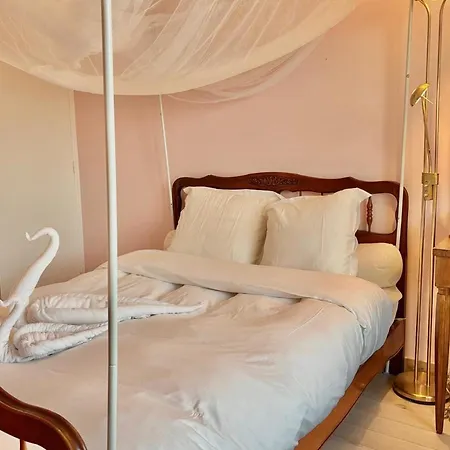 80 M With Sea & Pool View Sleeps 6 Apartament *